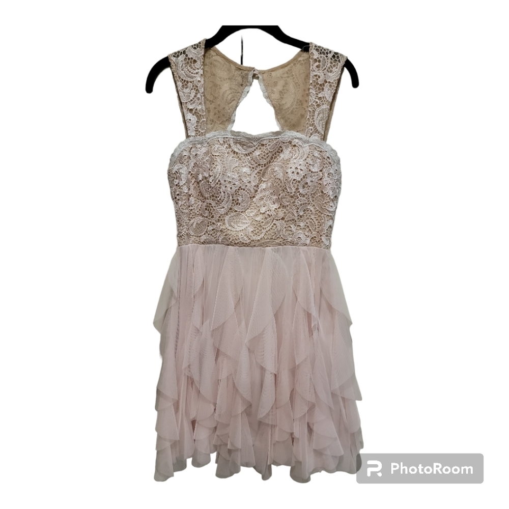 Lace and Ruffle Pink Dress - Size 5 - Perfect for Wedding Season